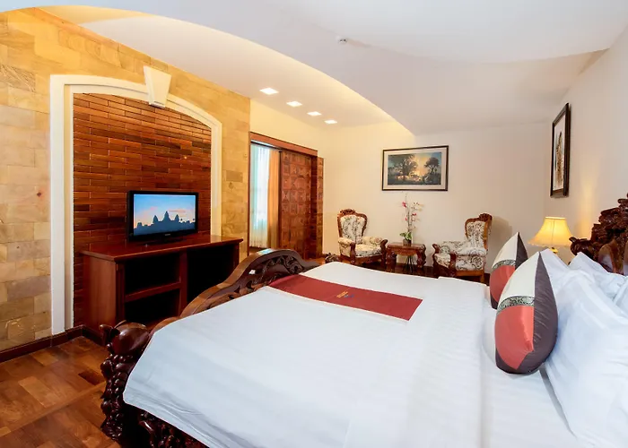 Pacific & Hotel