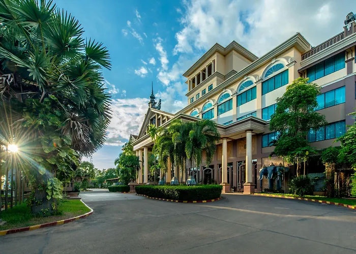 Pacific & Hotel