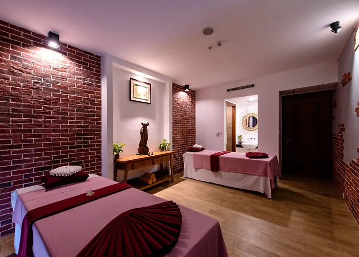 Hotel Pacific & 5*