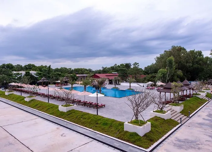Hotel Pacific &